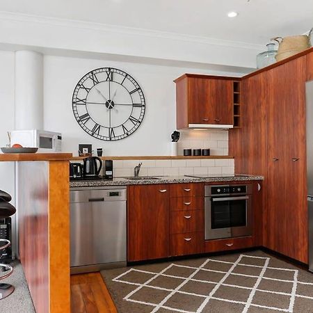 Spacious Water-Front Apartment -Princes Wharf 2219 Auckland Esterno foto